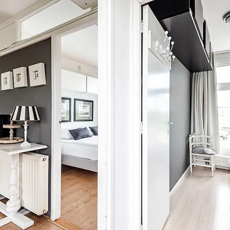 شقة Chapeau Apartment