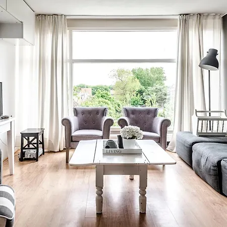 Chapeau Apartment زاندفورت