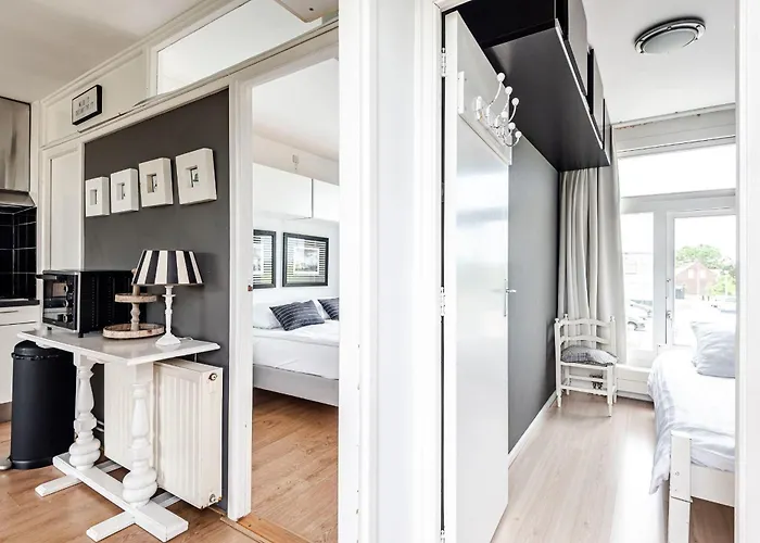 Appartamento Chapeau Apartment